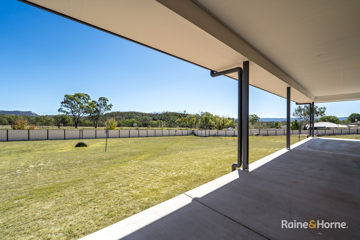 5 Parkes Drive — photo 12 of 15