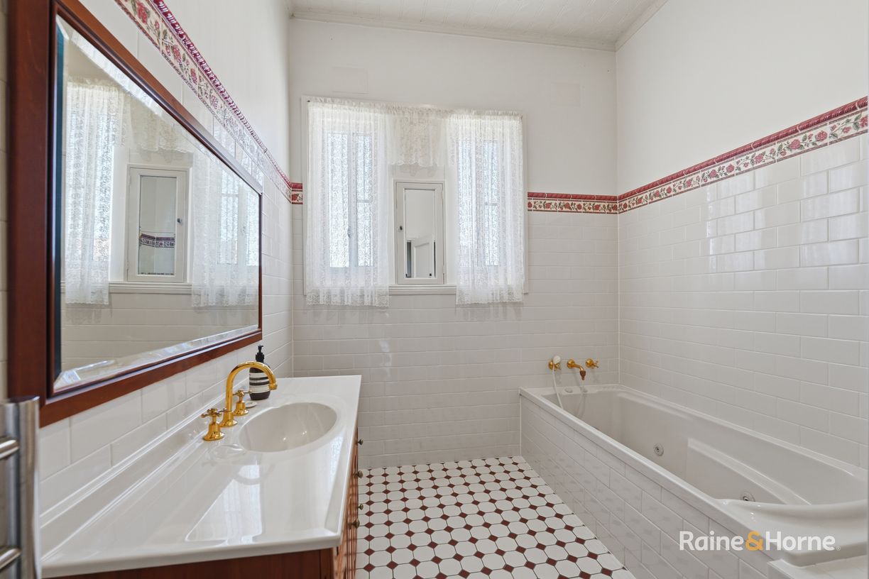 245 Grey Street — photo 18 of 25