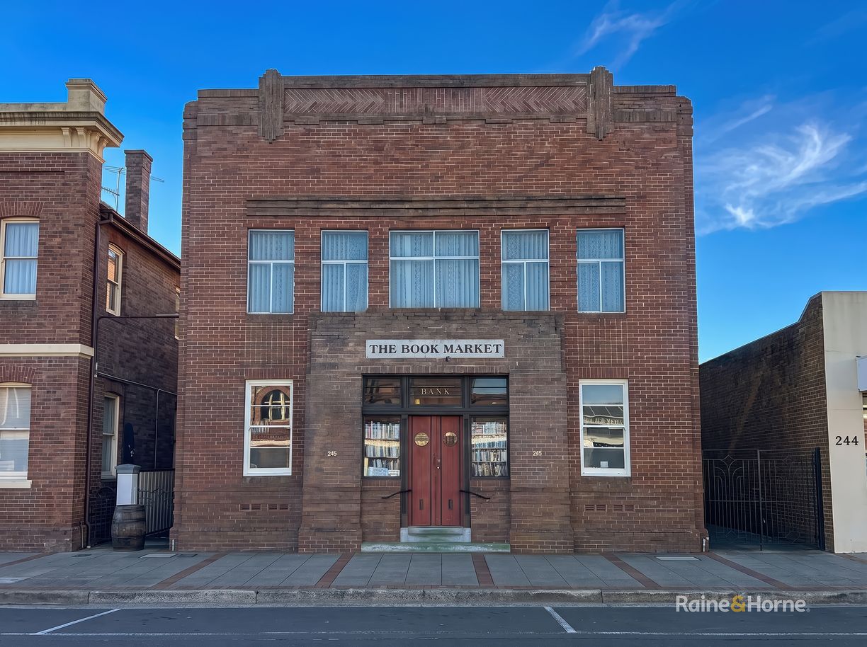 245 Grey Street — photo from Raine & Horne Armidale | Glen Innes