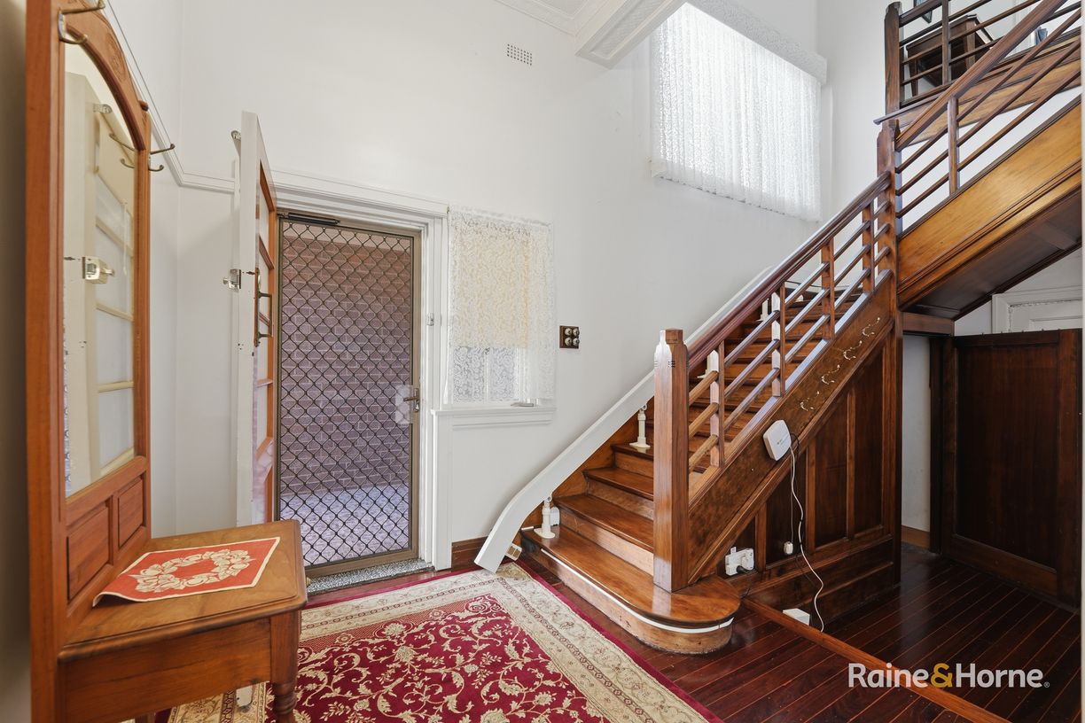 245 Grey Street — photo 8 of 25