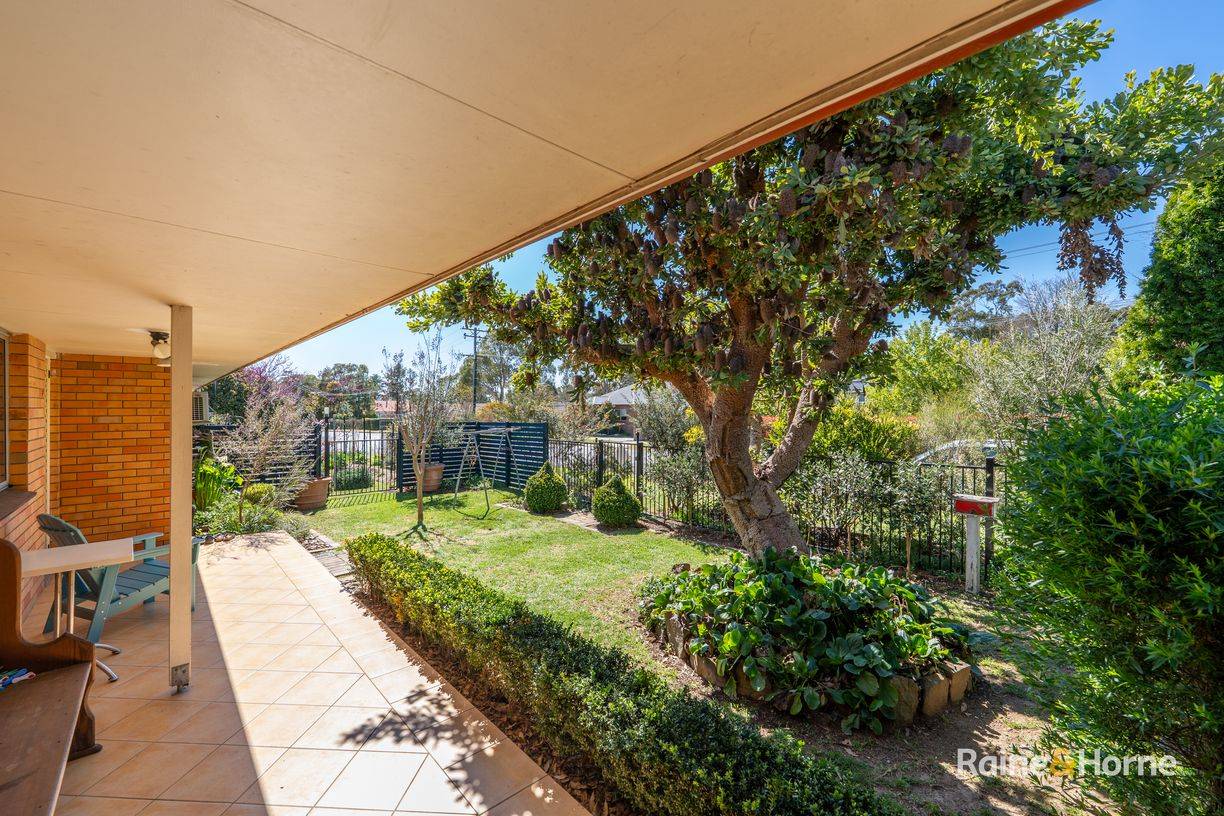 2 Cynthia Crescent — photo 14 of 18