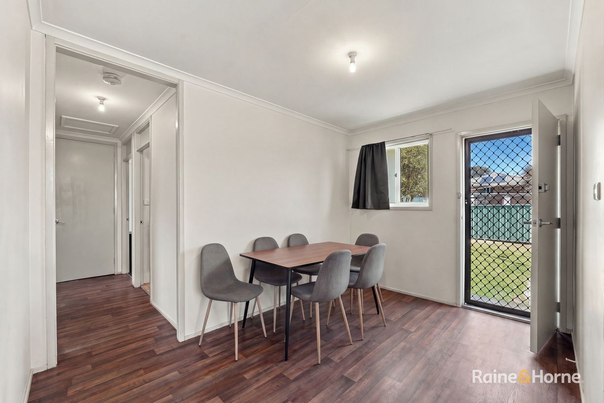 5 Chisholm Close — photo 4 of 14