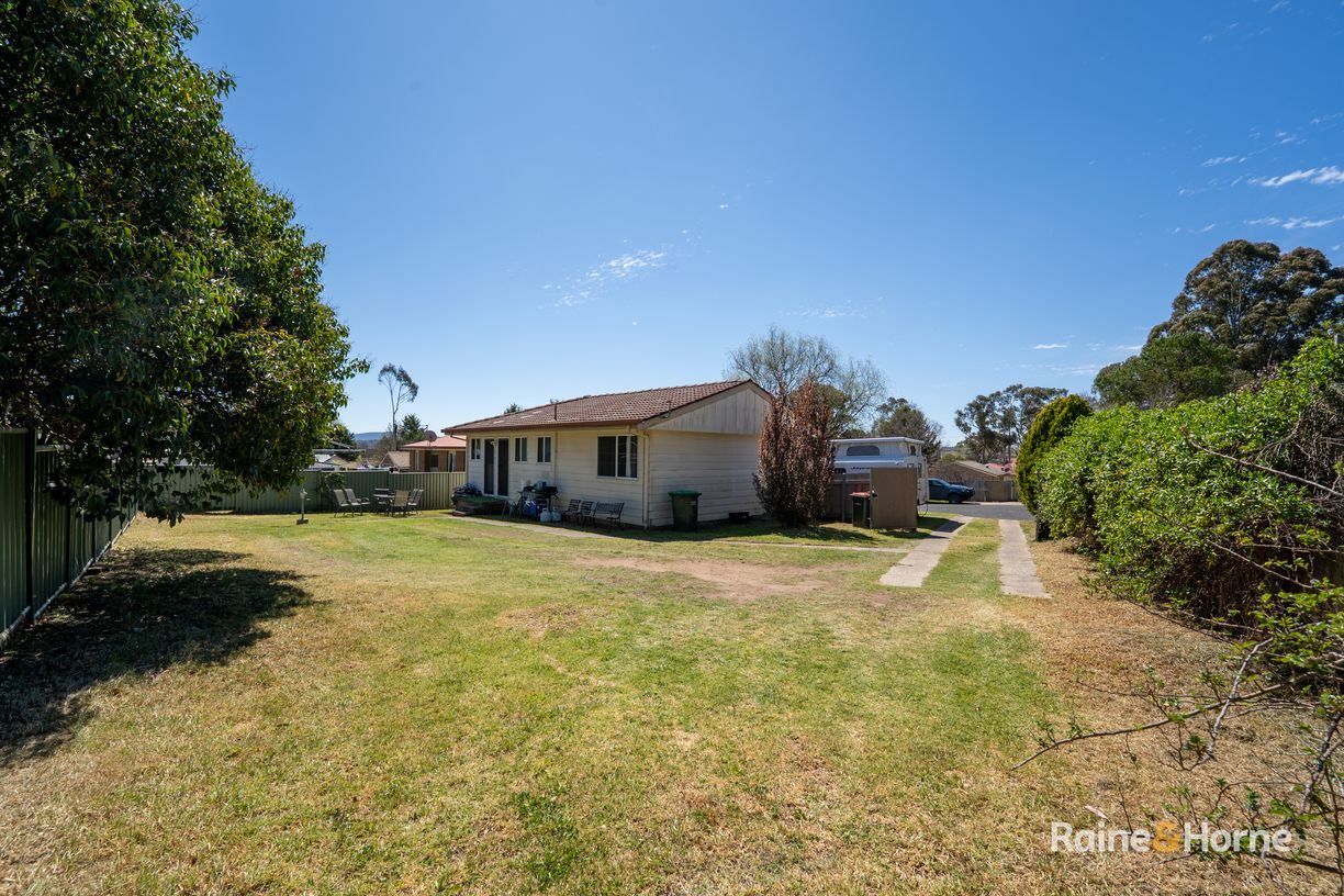 5 Chisholm Close — photo 11 of 14