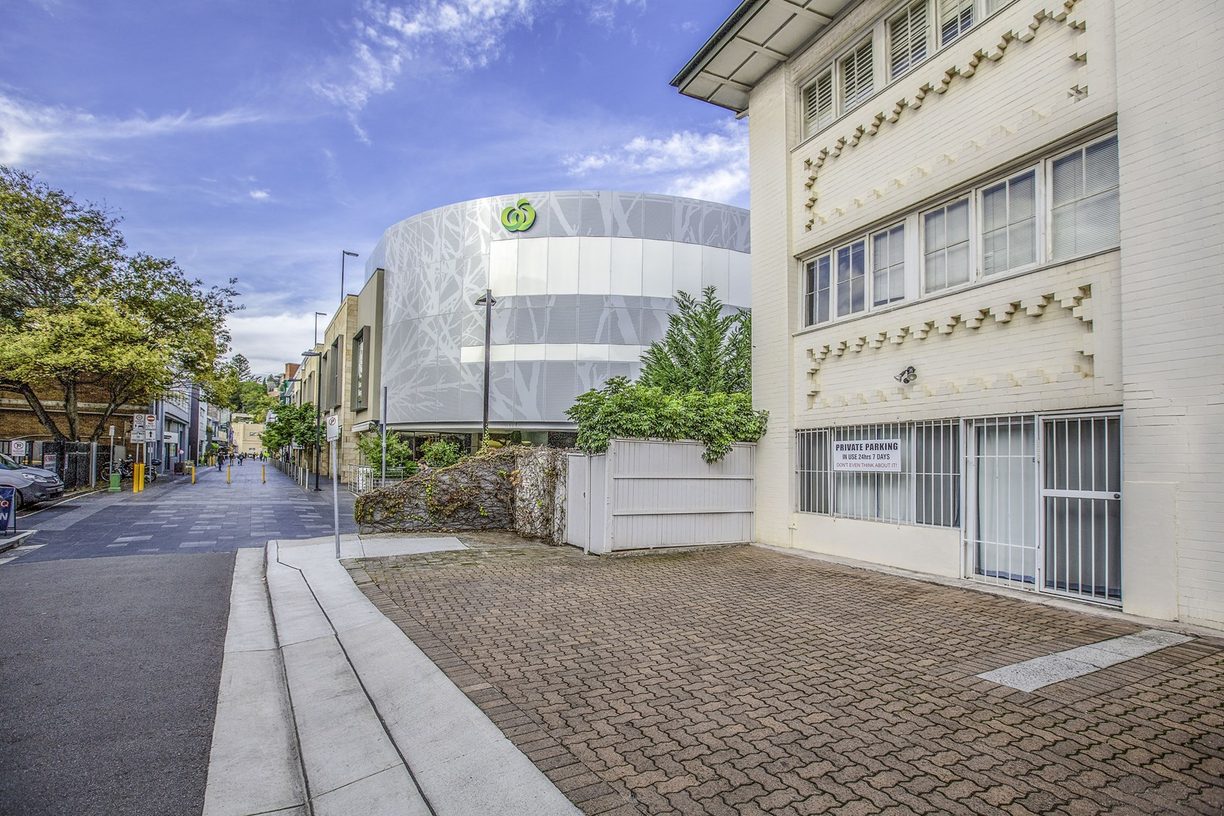 property-image