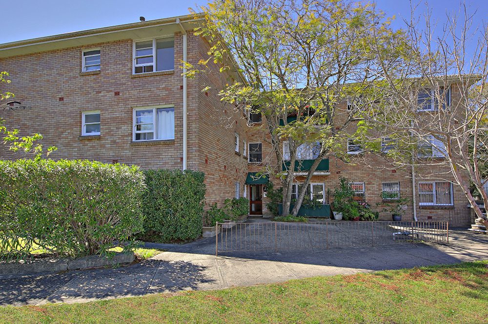 property-image