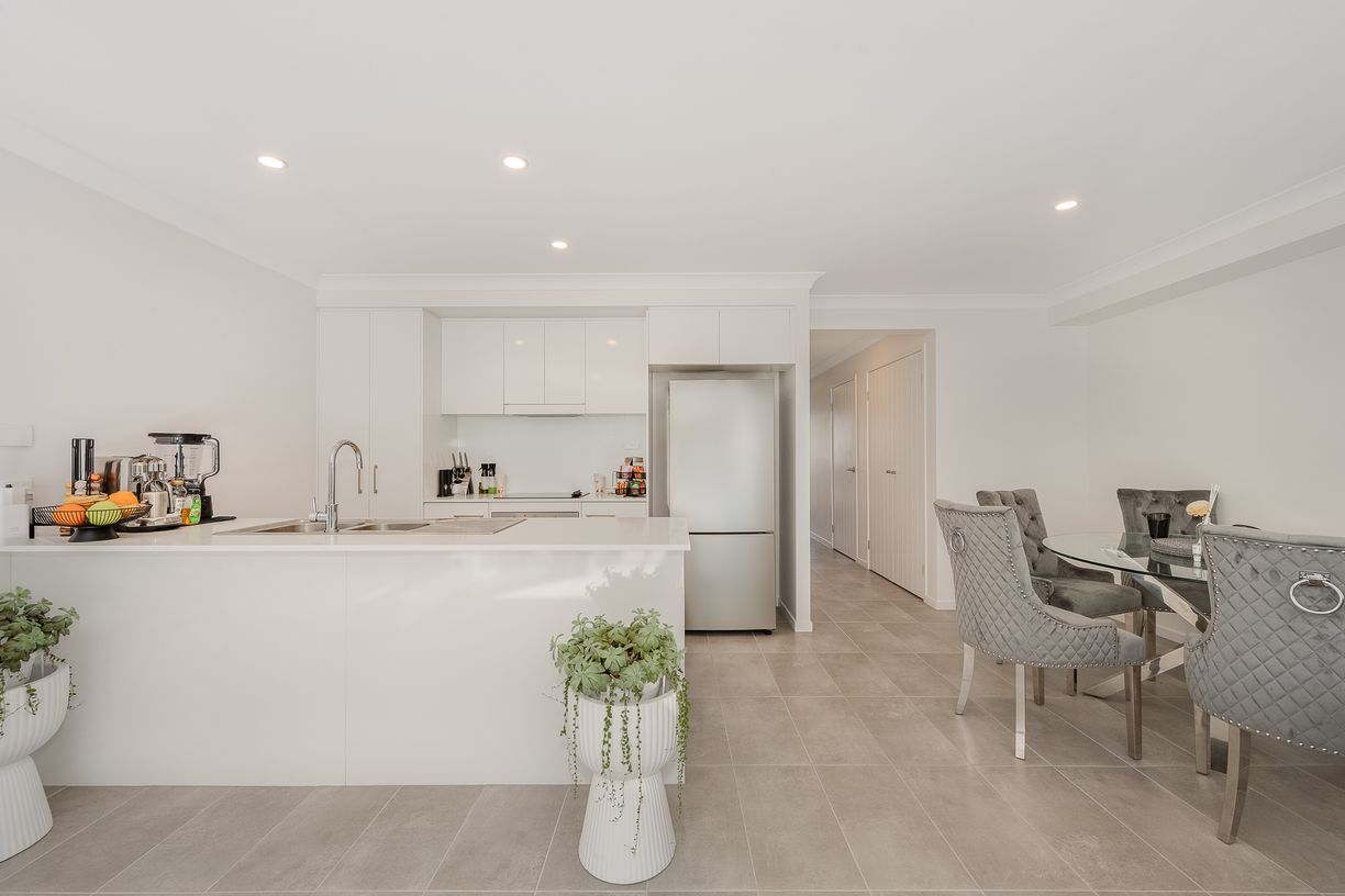 15/47 Urbana Boulevard — photo from Raine & Horne Onsite Sales