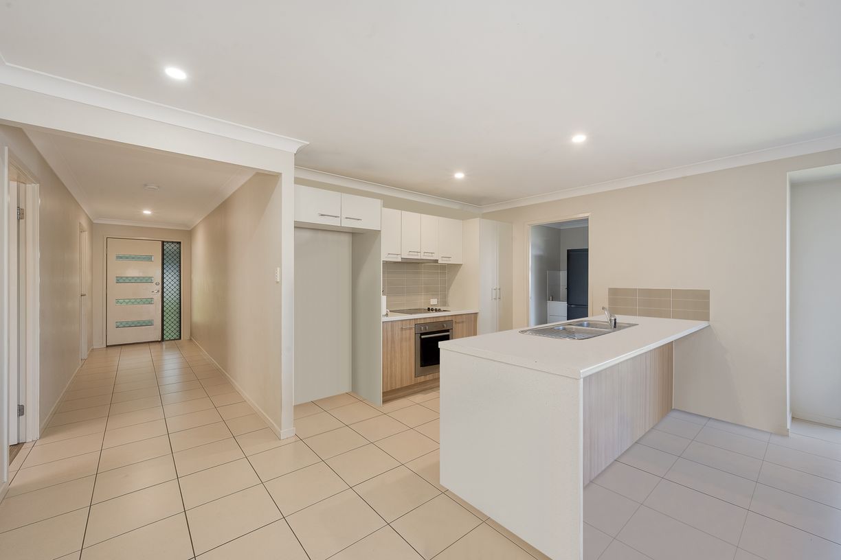 76 Cirrus Way — photo 3 of 14