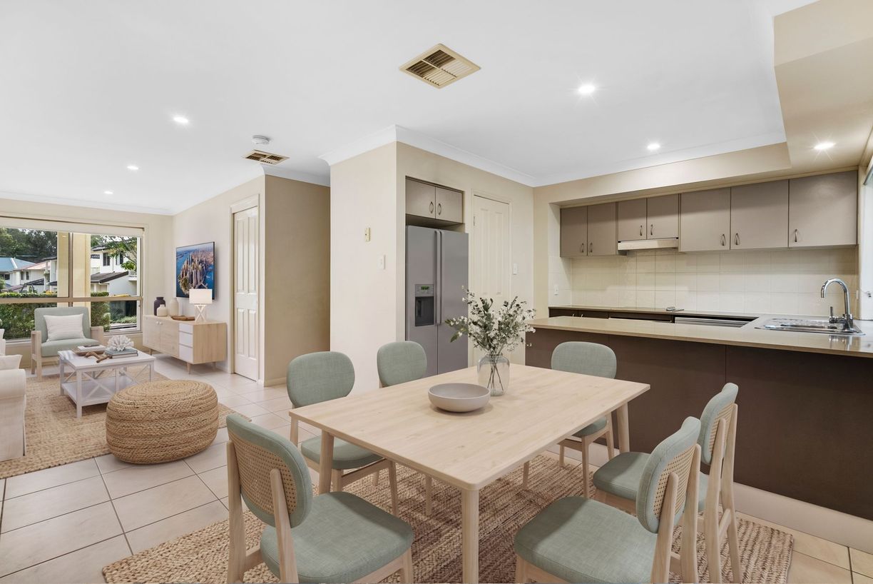 76/40 Hargreaves Road — photo 2 of 24