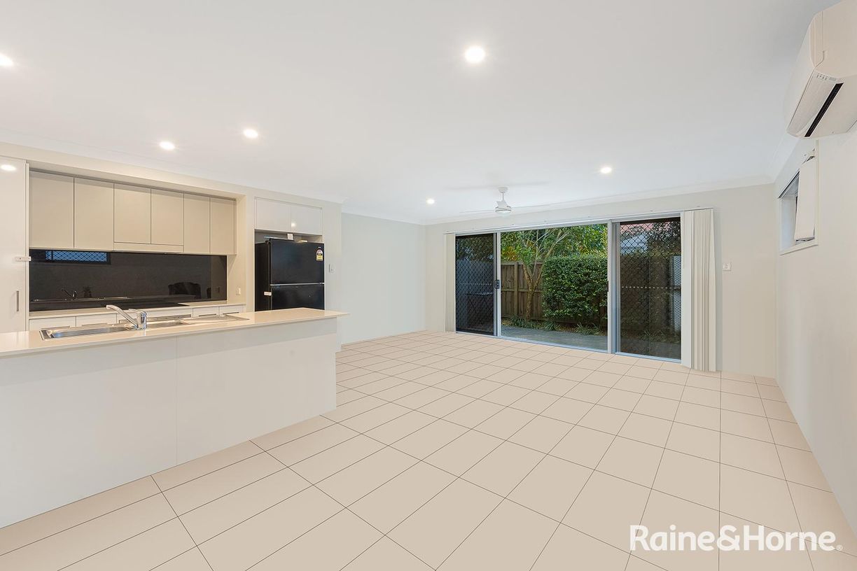 63/188 Gainsborough Drive — photo 3 of 20