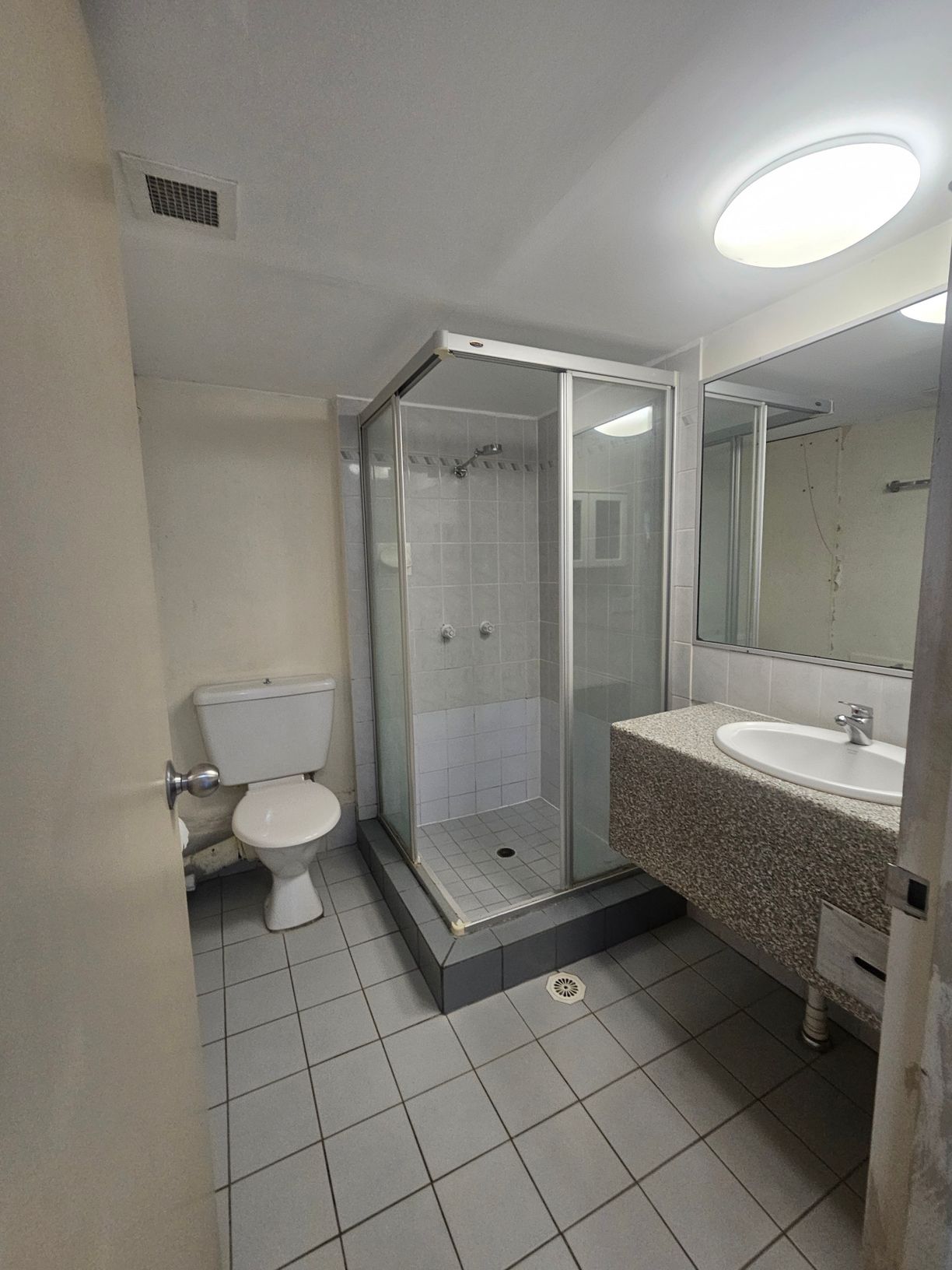 209/2 Barney Street — photo 16 of 22
