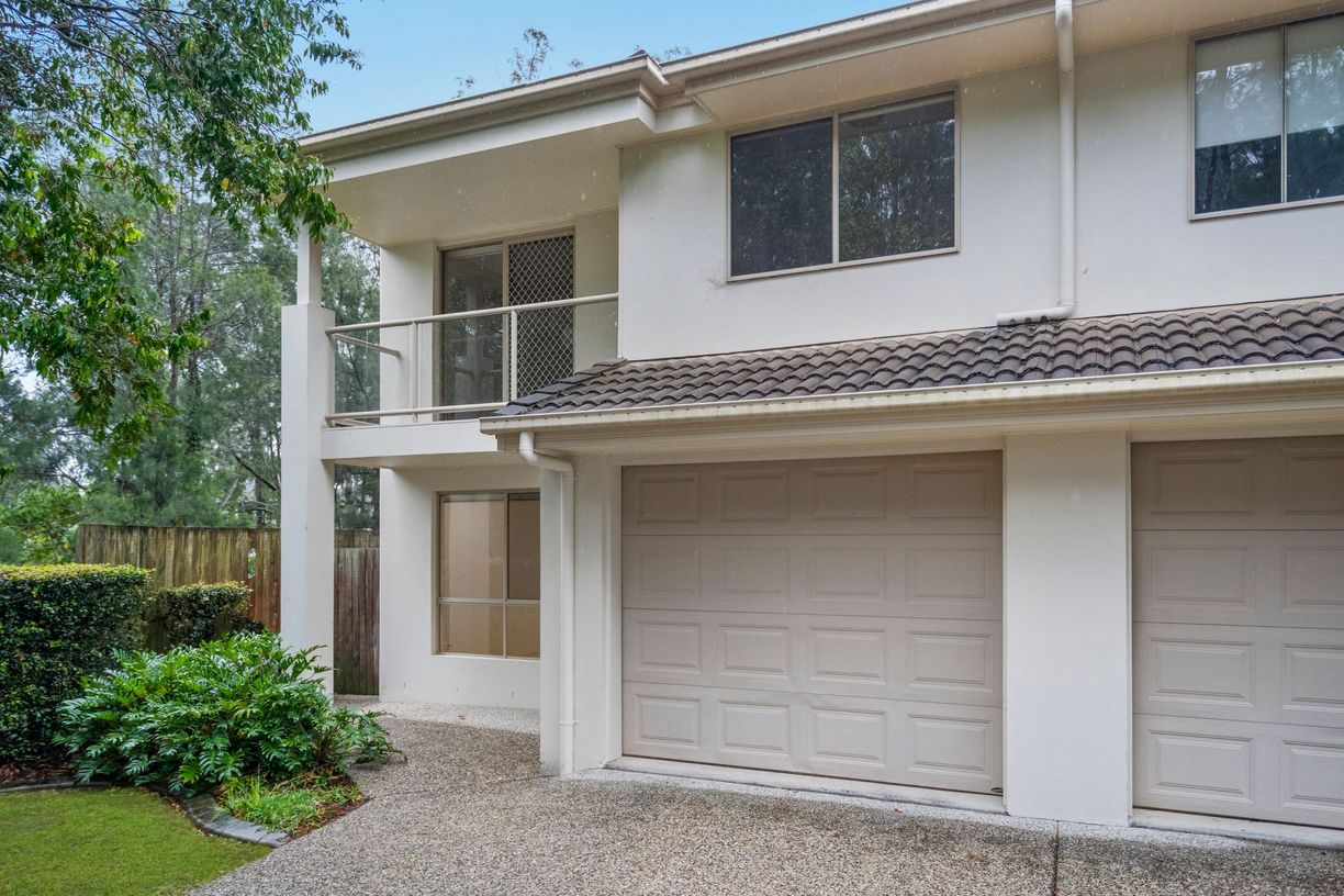42/40 Hargreaves Road — photo 2 of 22