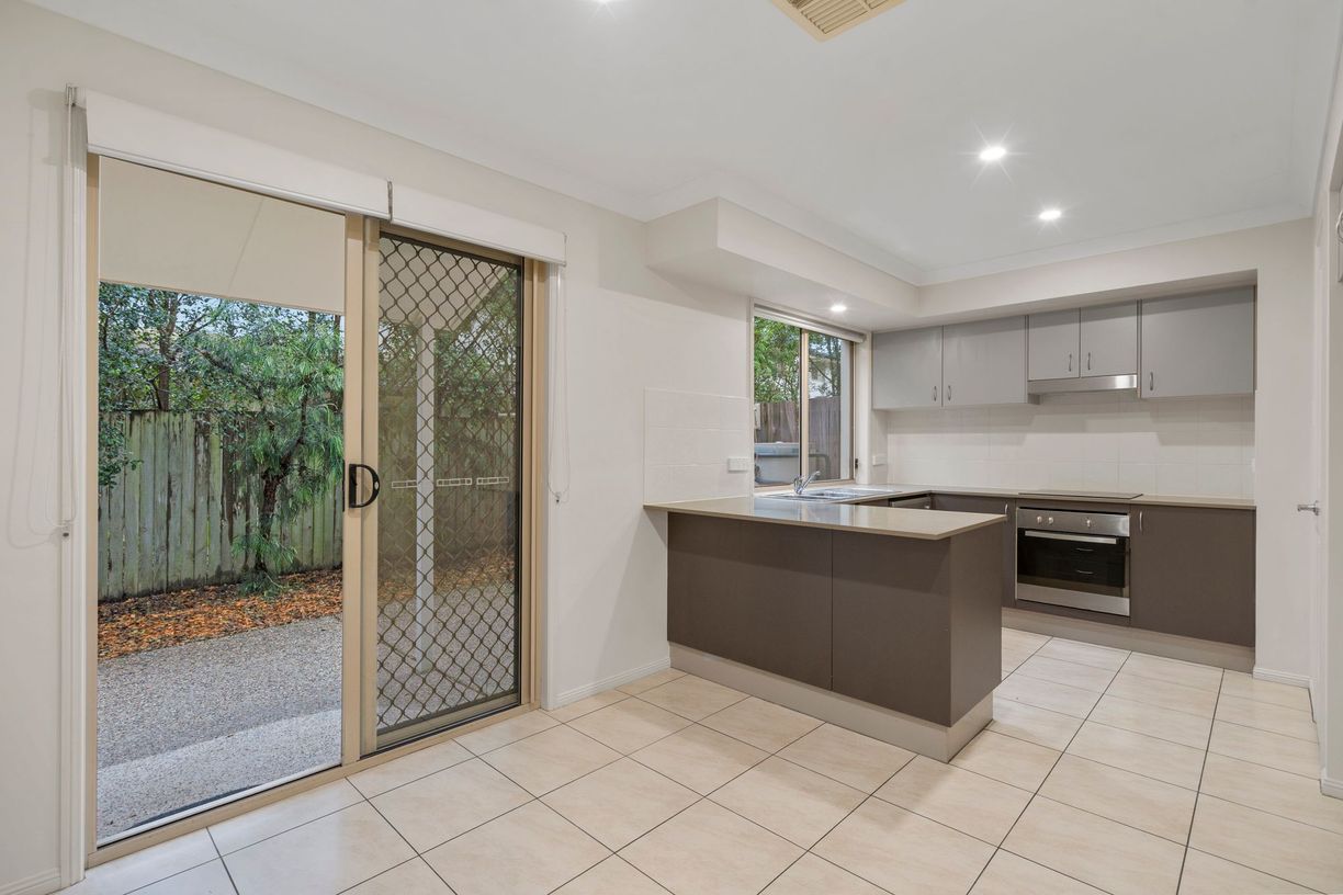 42/40 Hargreaves Road — photo 6 of 22