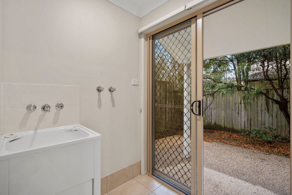 42/40 Hargreaves Road — photo 9 of 22