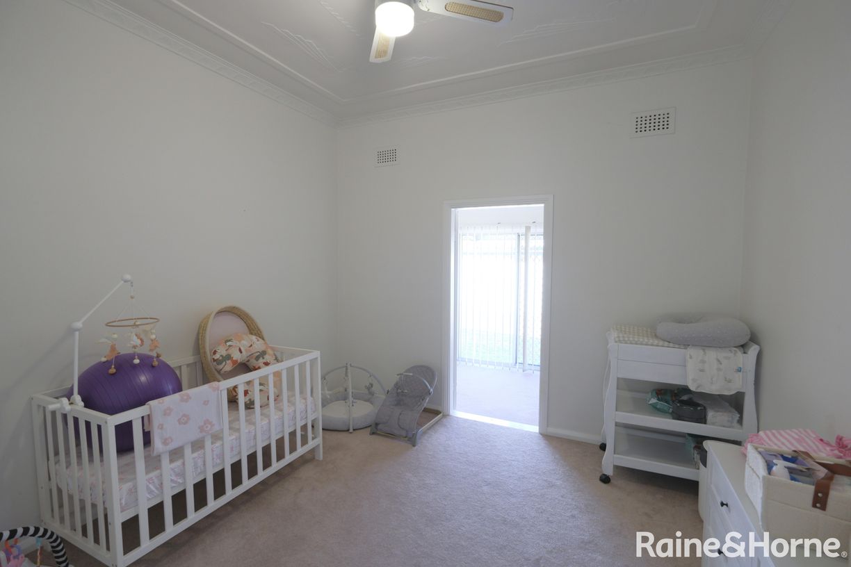 19 Bennett Street — photo 7 of 15