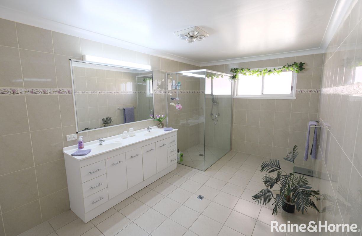 49 Gordon Street — photo 12 of 25
