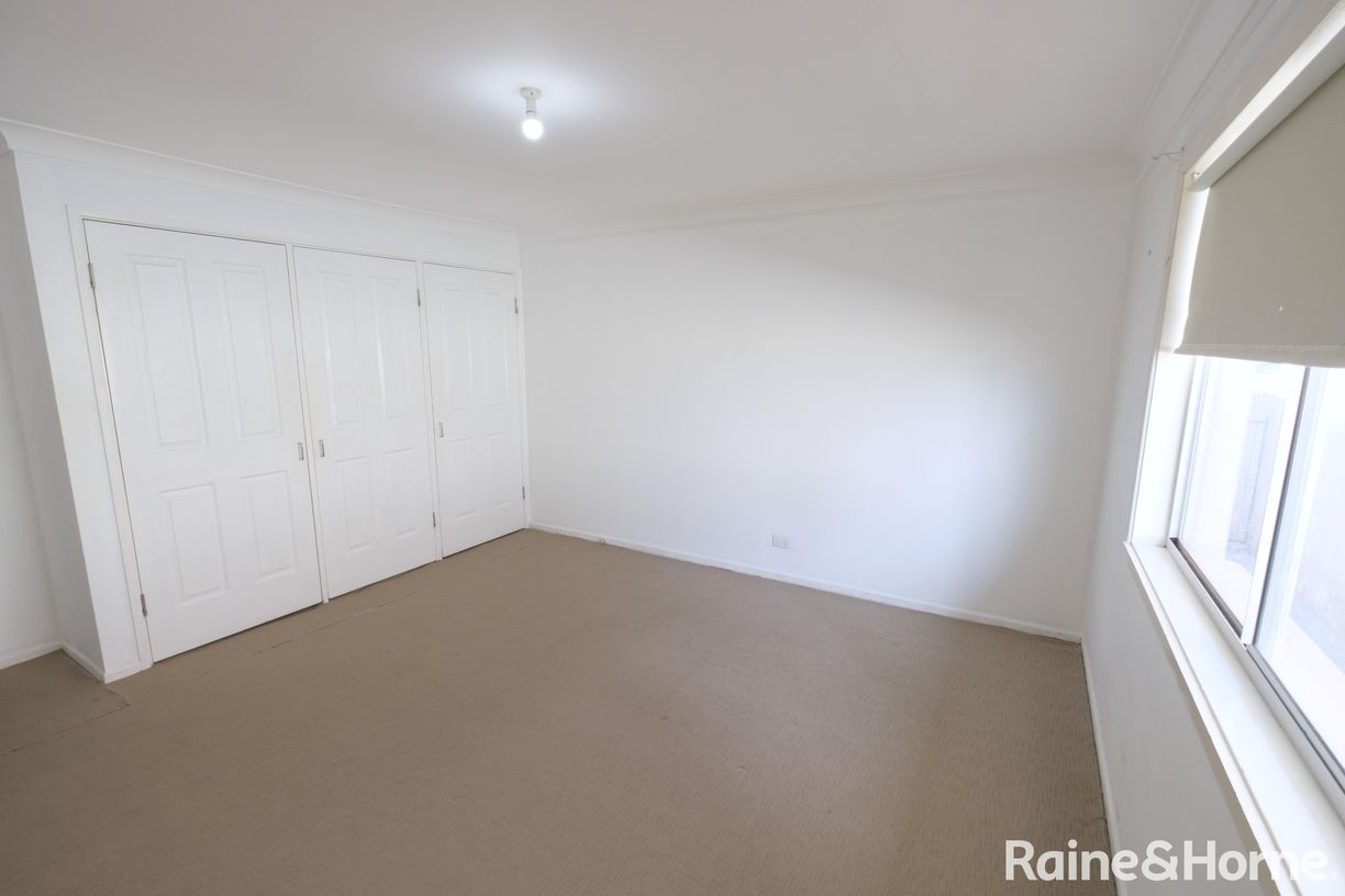 49 Gordon Street — photo 13 of 25