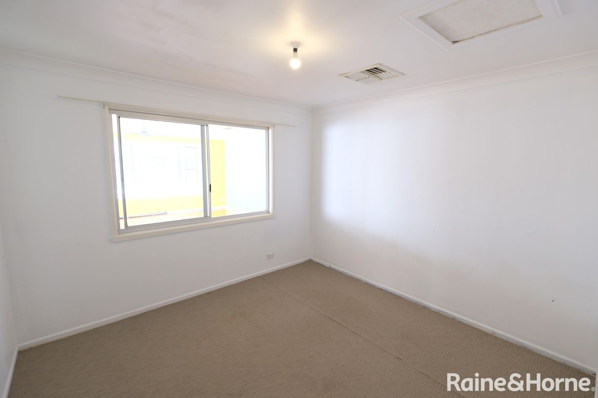 49 Gordon Street — photo 14 of 25