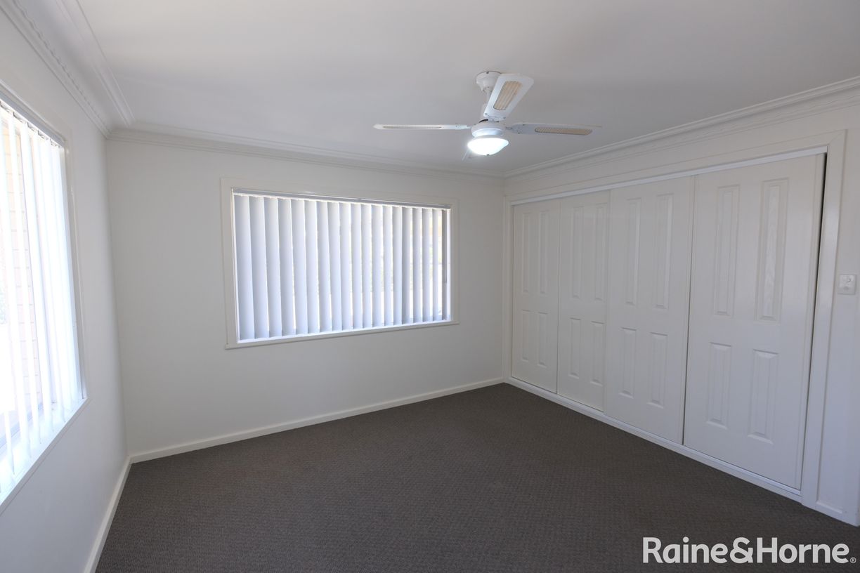 107 Urabatta Street — photo 5 of 13