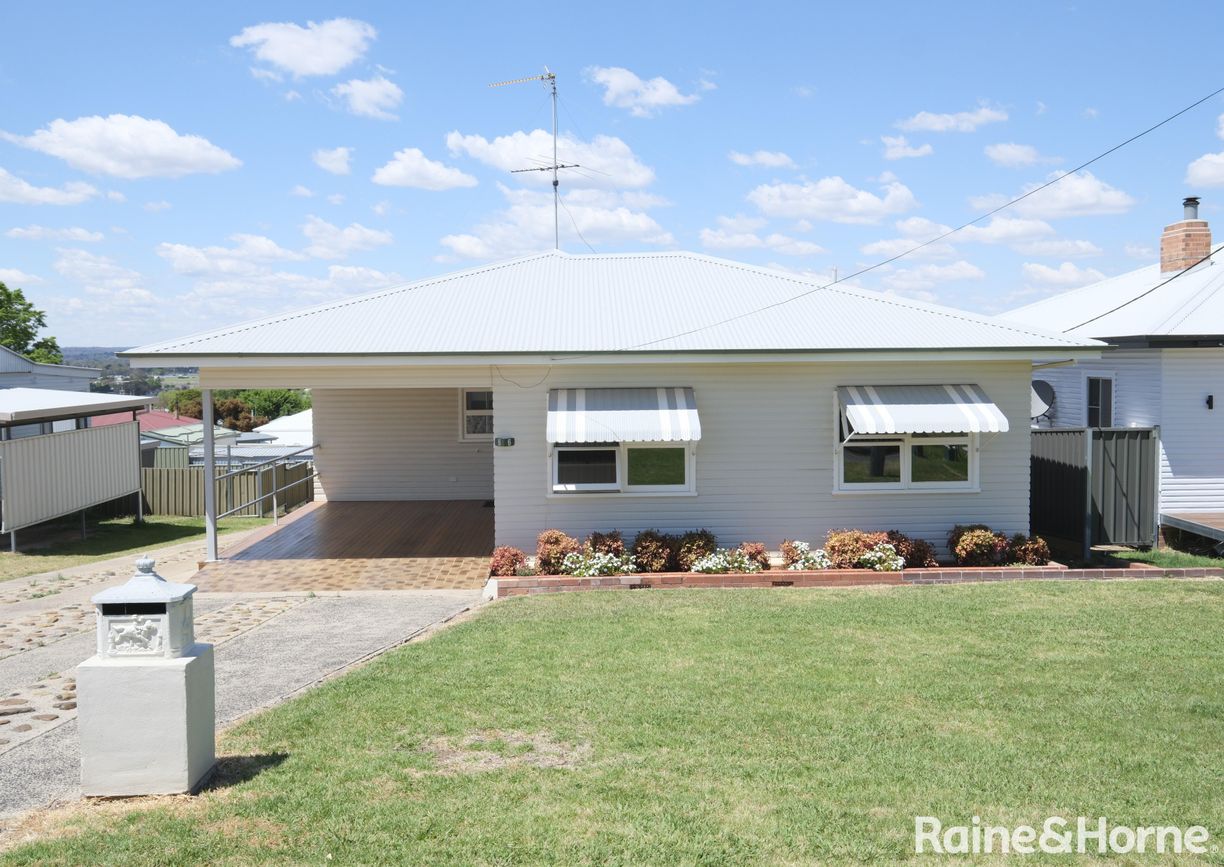 6 Gordon Street — photo from Raine & Horne