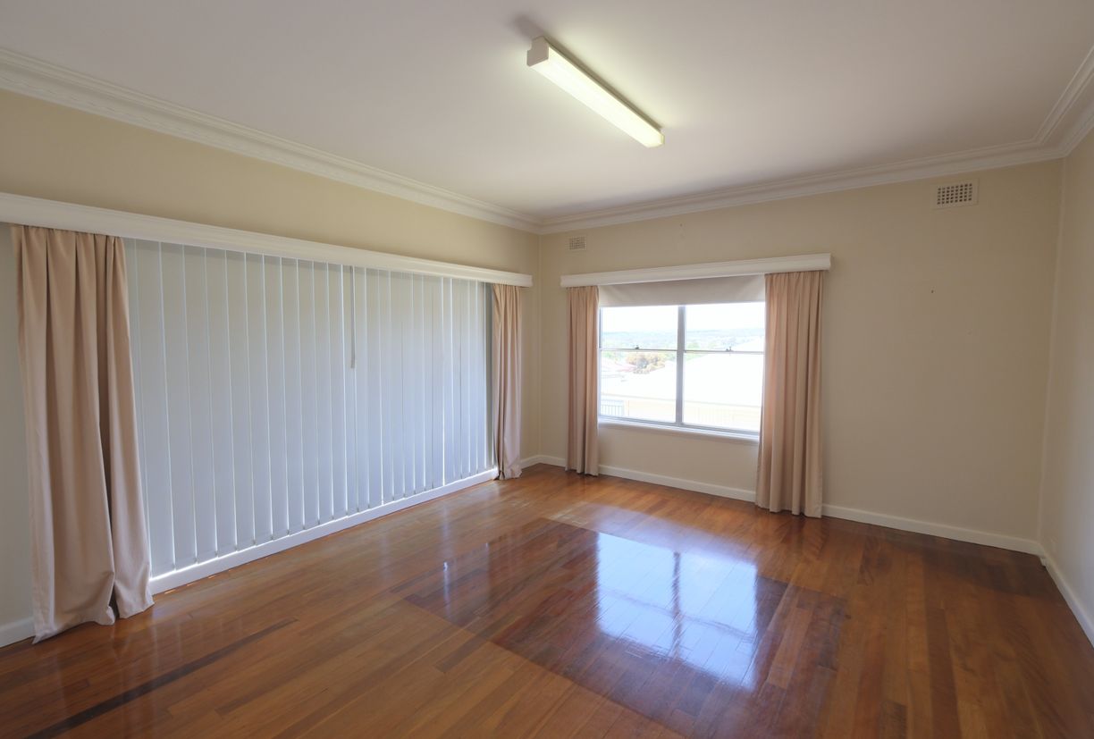 6 Gordon Street — photo 6 of 16