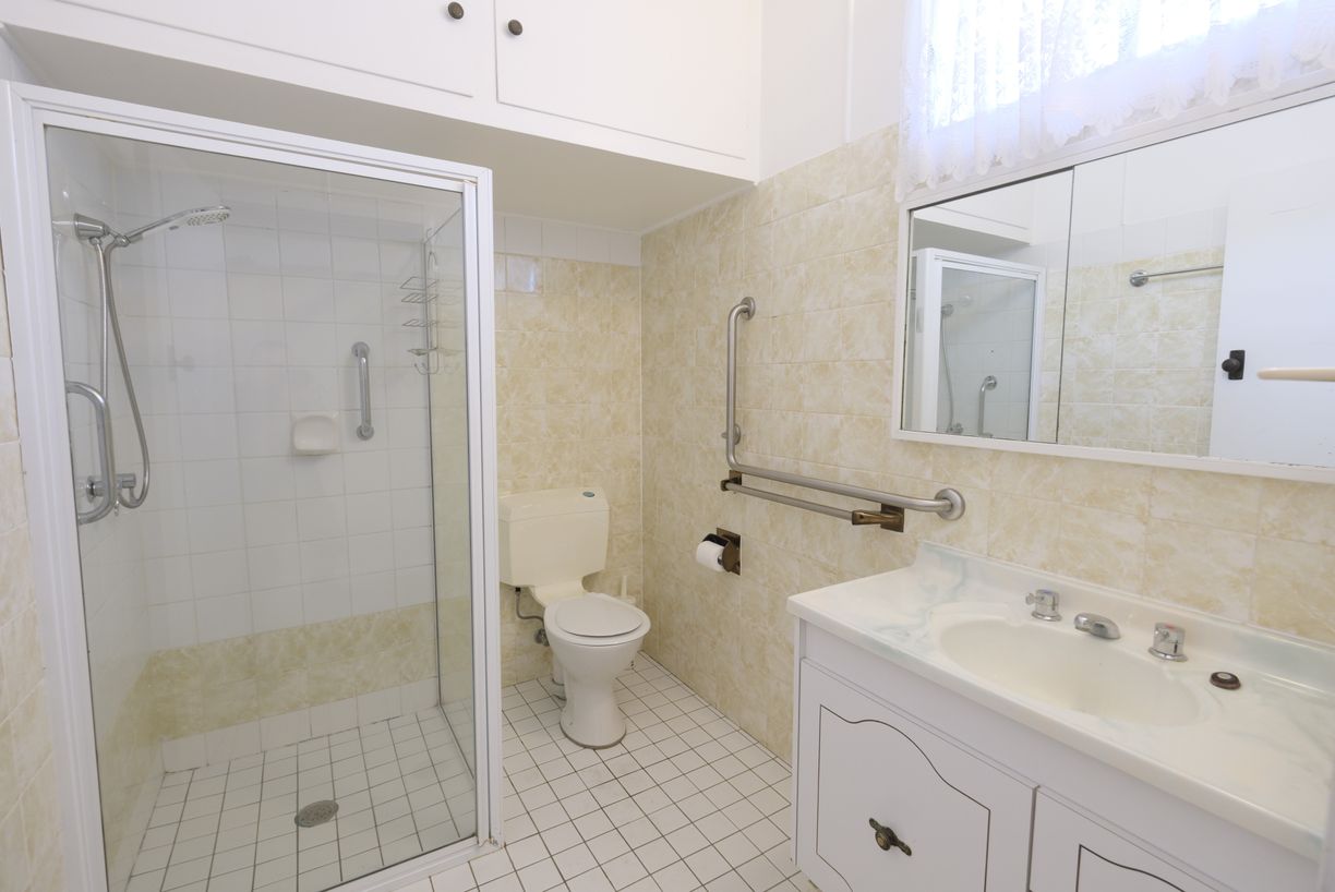 6 Gordon Street — photo 11 of 16