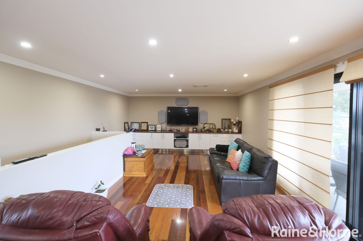 70 Prince Street — photo 2 of 23