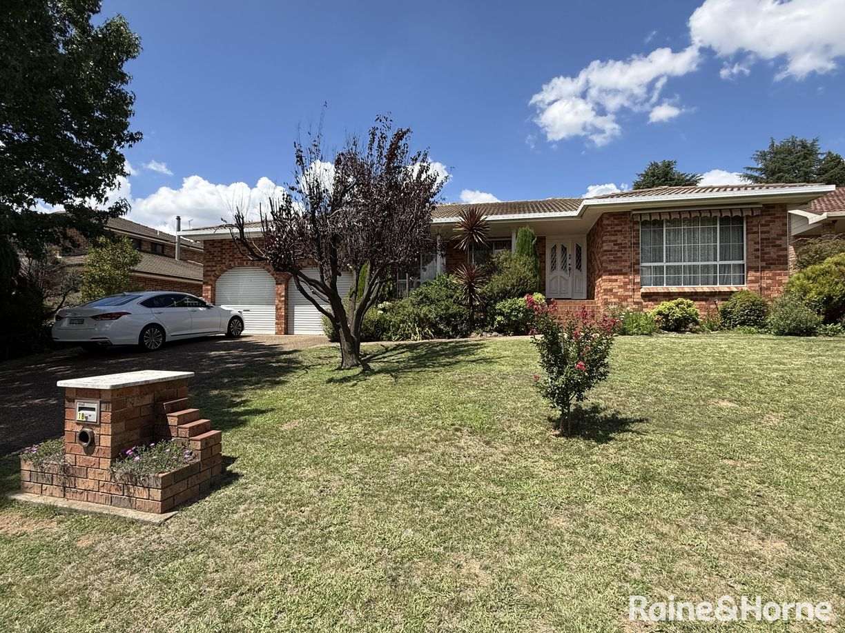 18 Coogal Drive, Orange NSW 2800