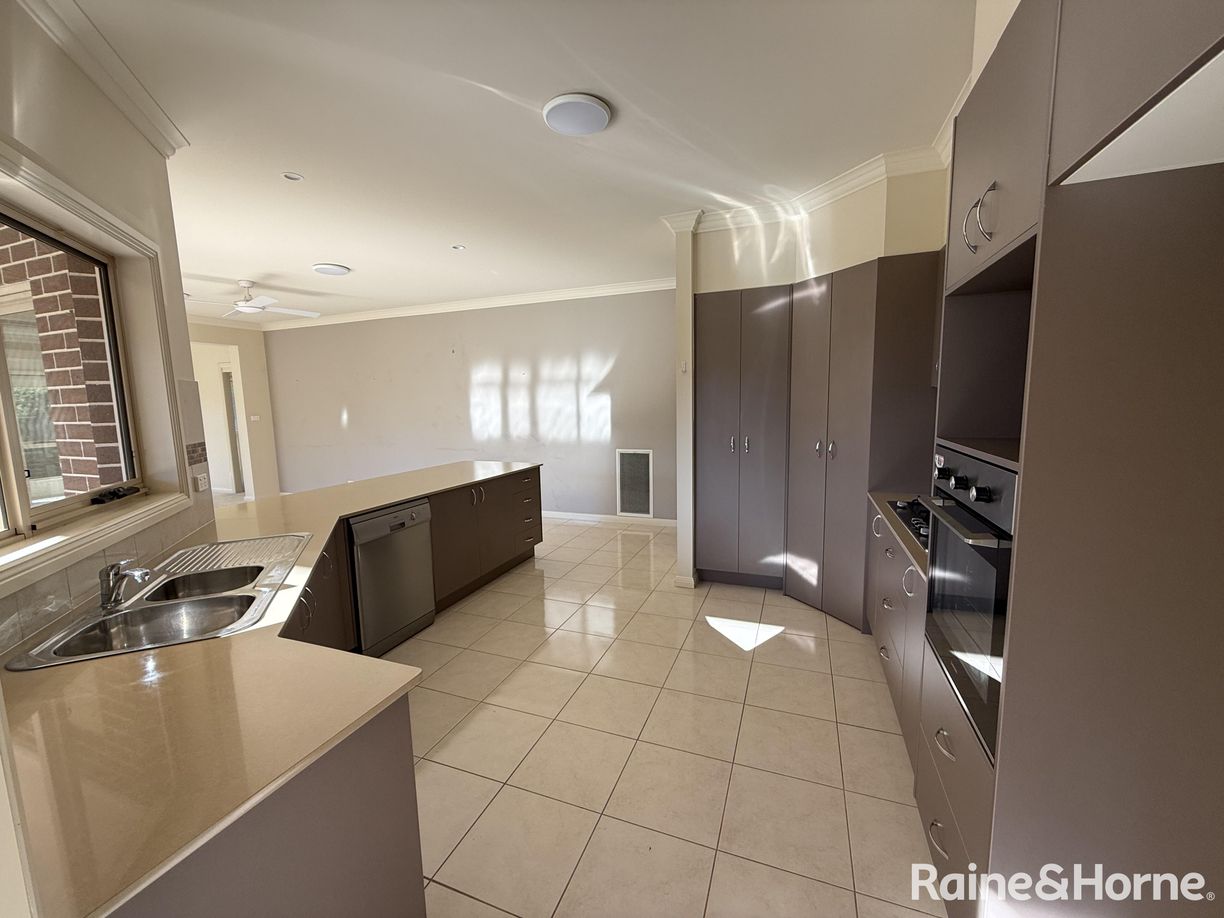 24 Murray Avenue — photo 8 of 30