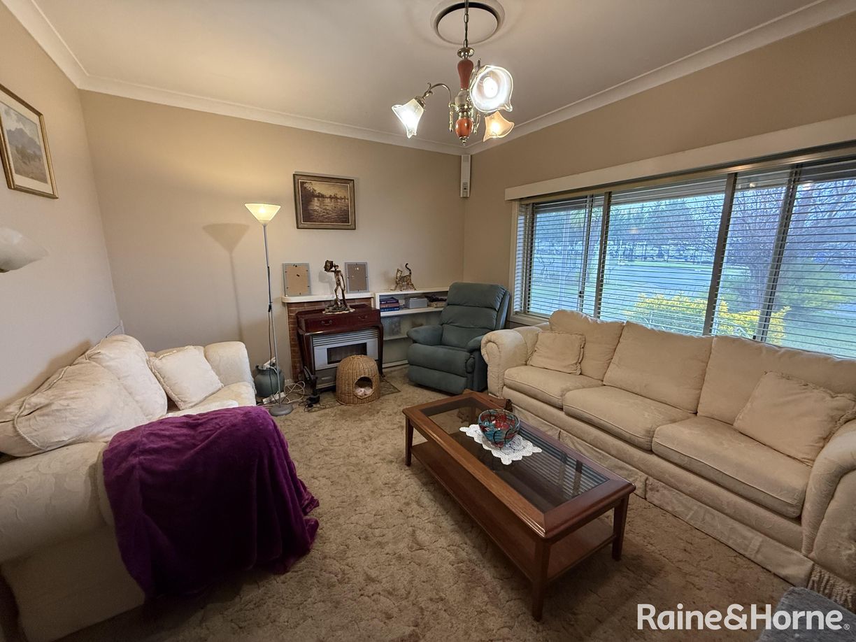 173 Bathurst Road — photo 4 of 16
