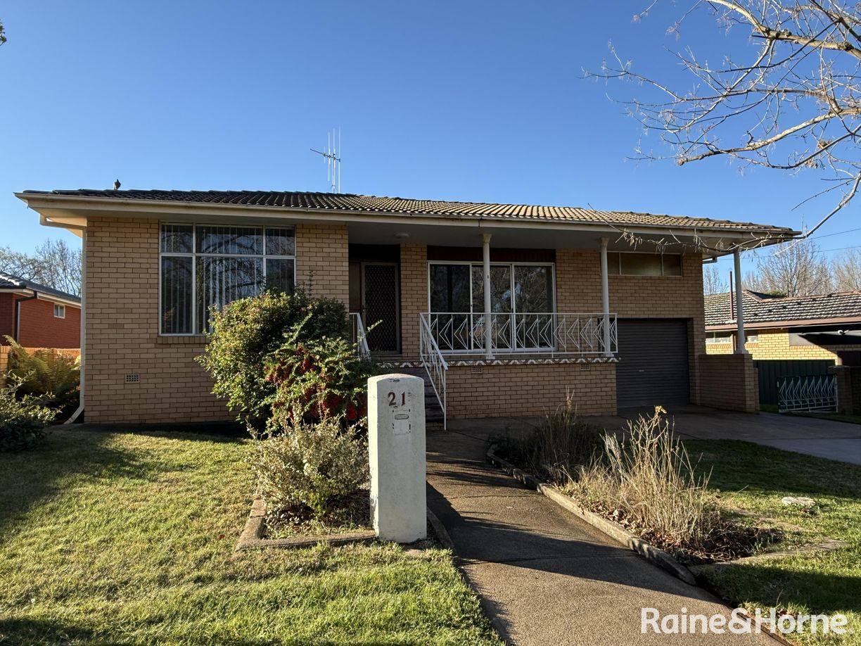 21 Talinga Place — photo 2 of 20
