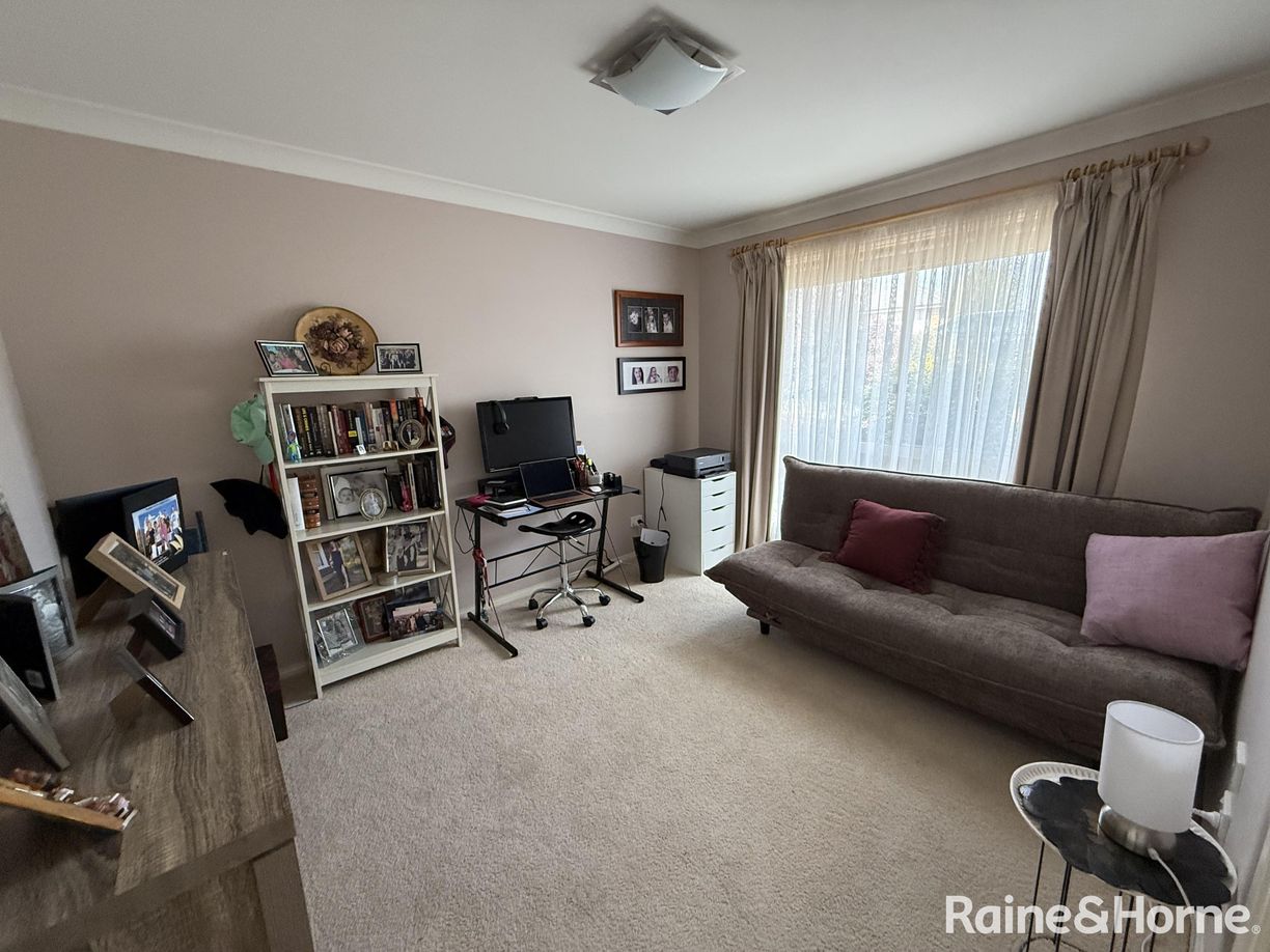 1/7 Whitney Place — photo 15 of 23