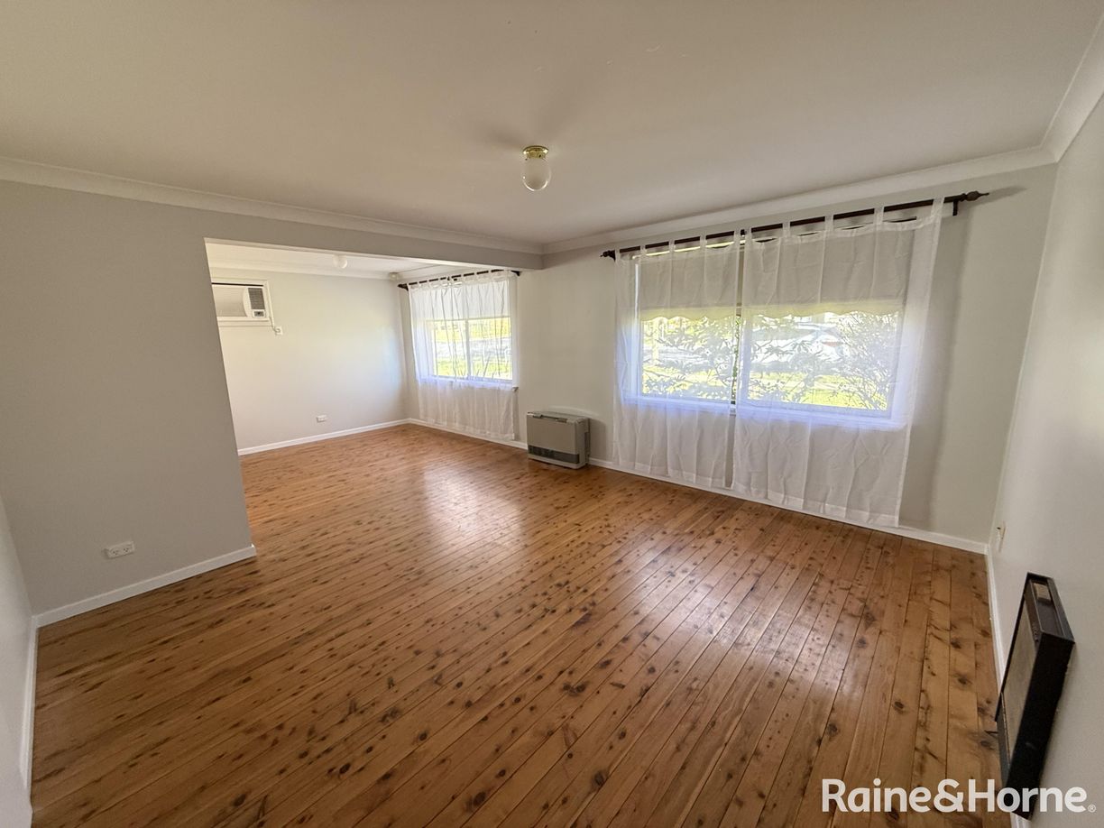 293 Byng Street — photo 4 of 21
