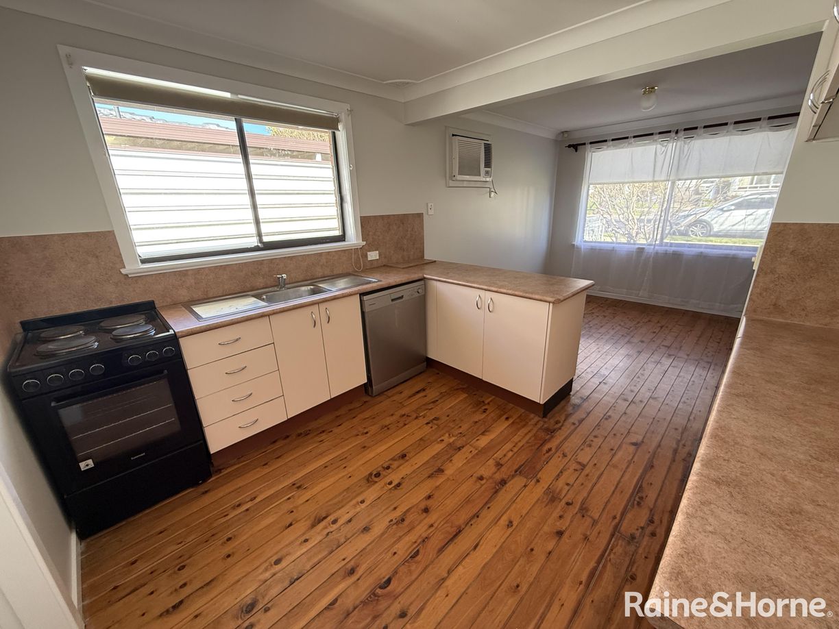 293 Byng Street — photo 7 of 21