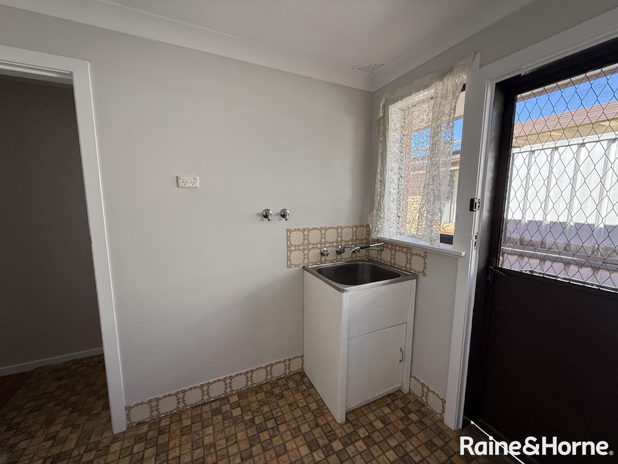 293 Byng Street — photo 16 of 21