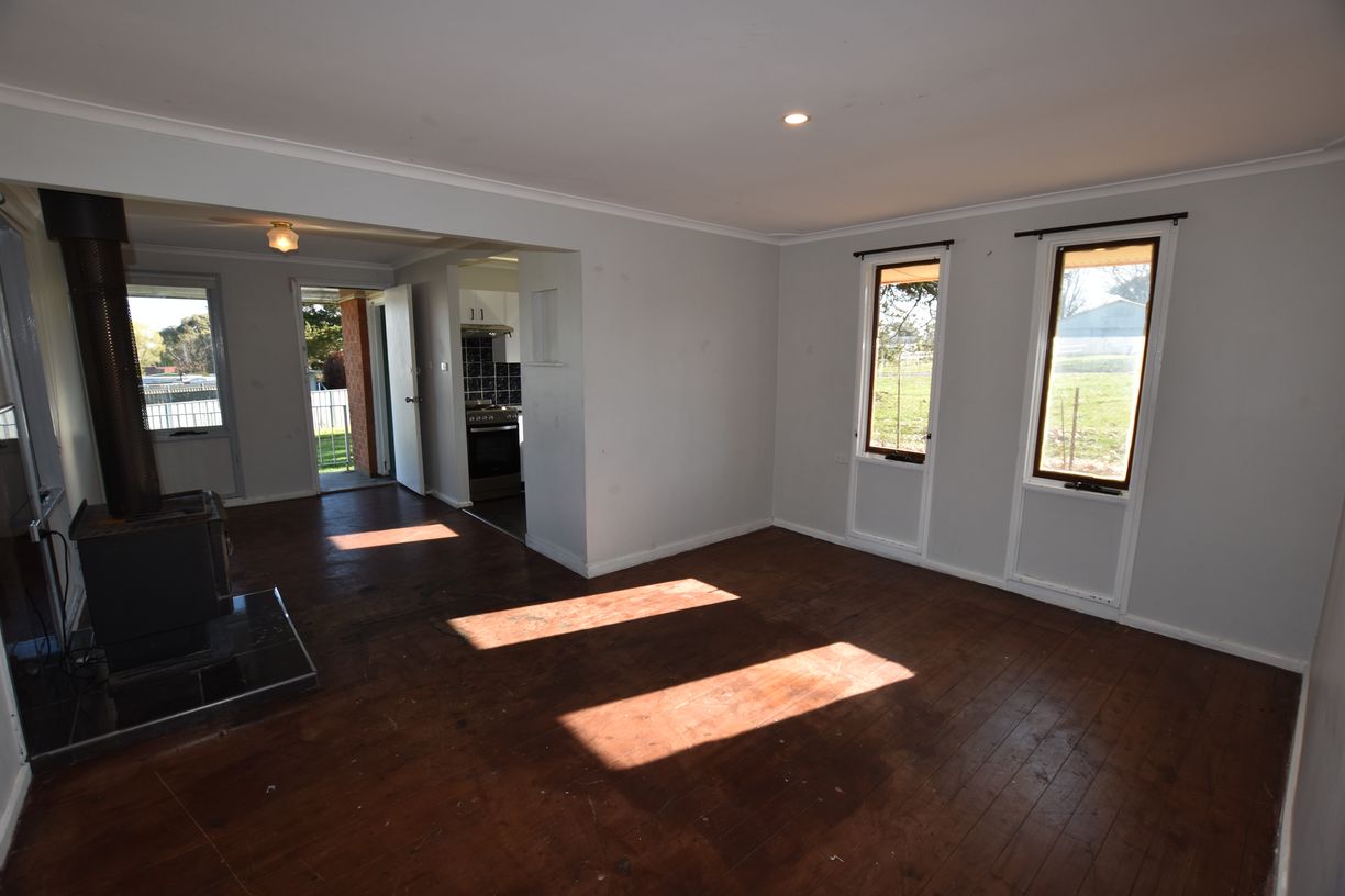 254 Phillip Street — photo 4 of 23