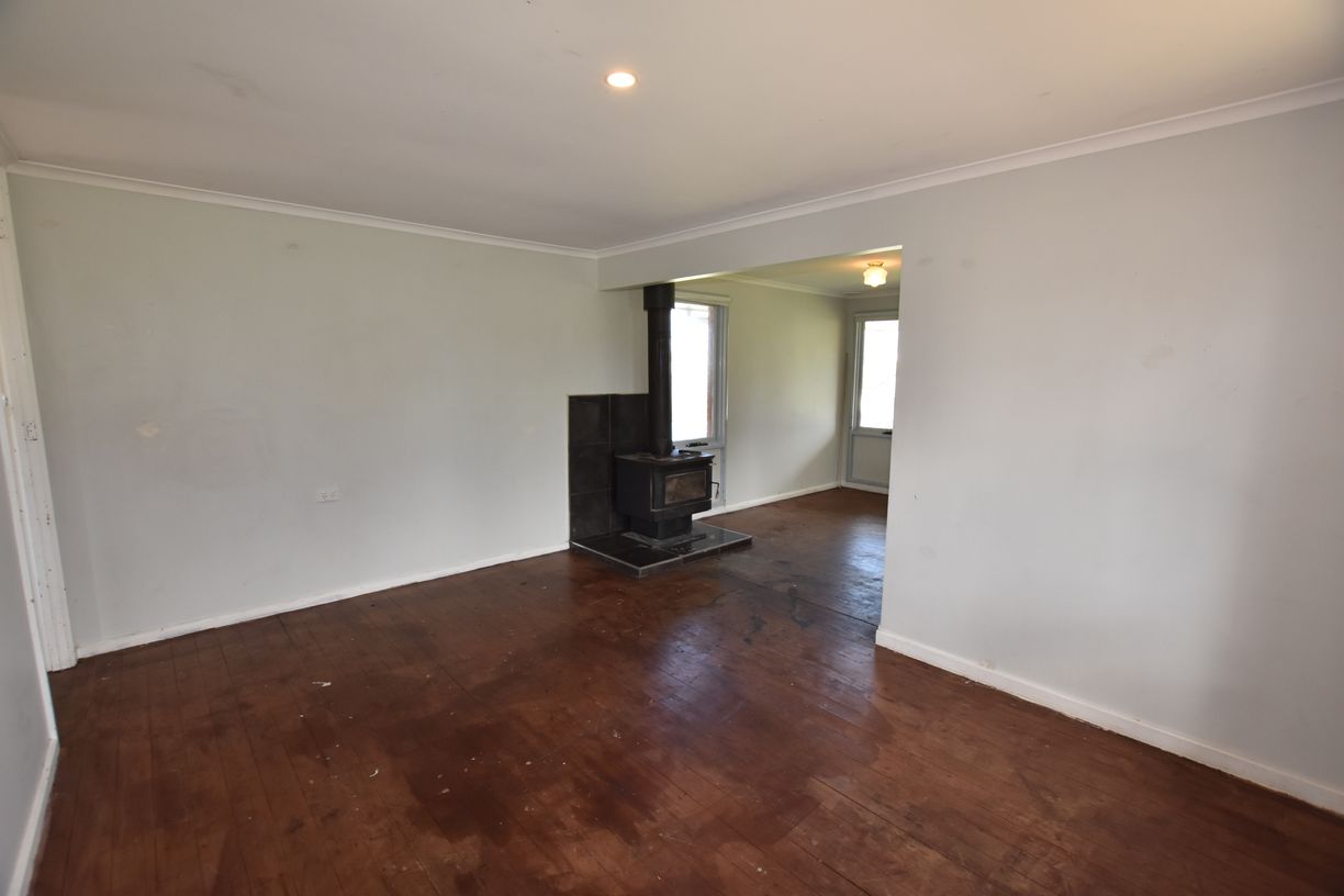 254 Phillip Street — photo 5 of 23