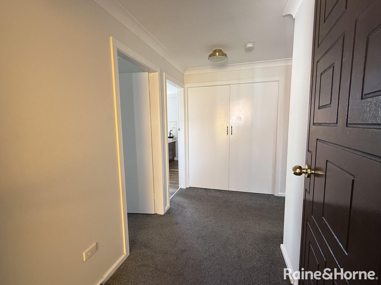 22 Boronia Crescent — photo 3 of 19