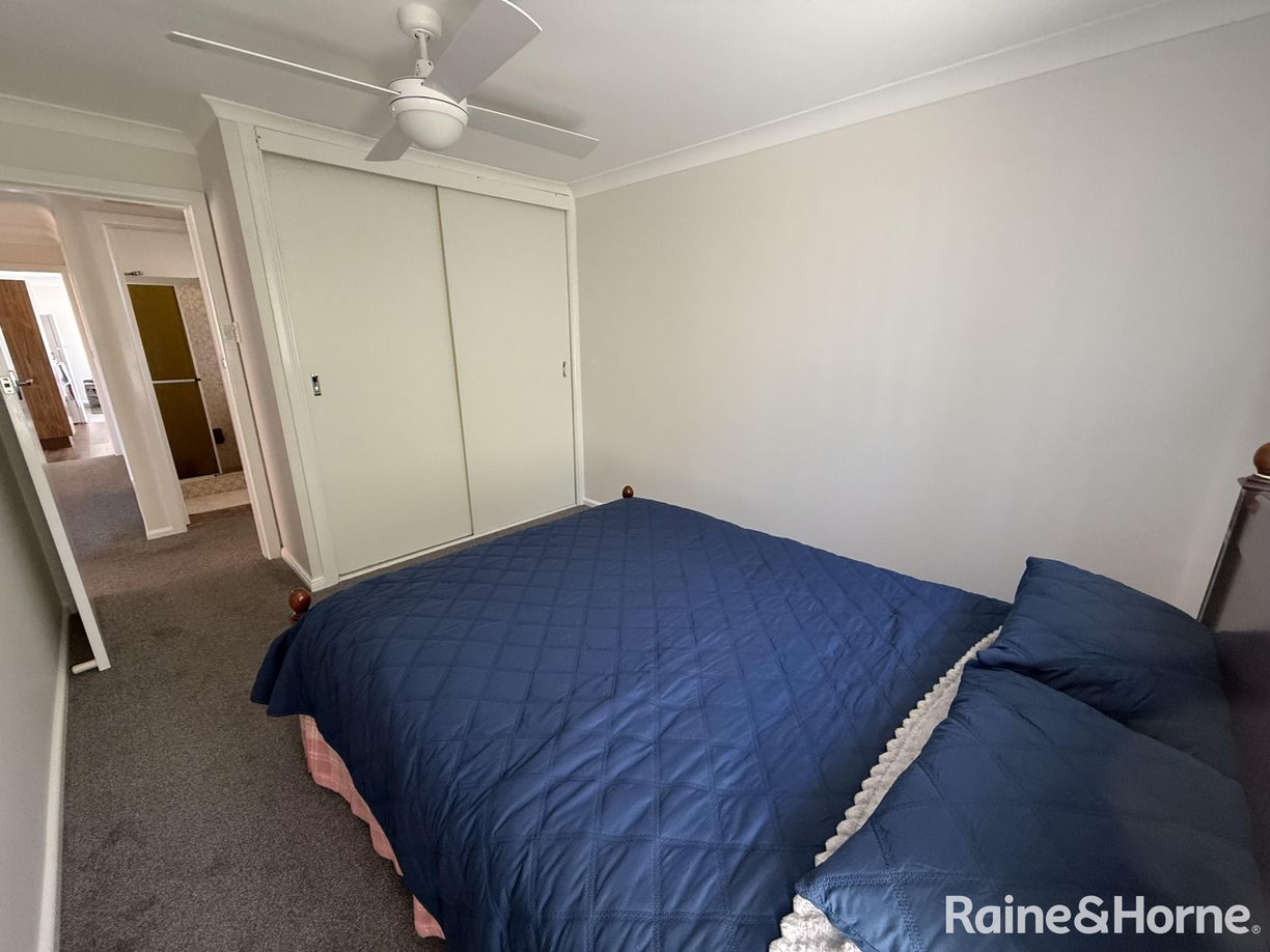 22 Boronia Crescent — photo 12 of 19