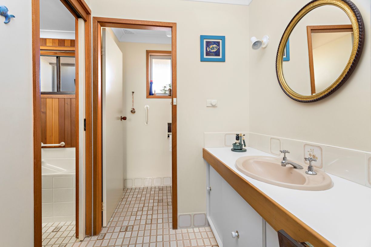 38 Tombonda Drive — photo 14 of 29