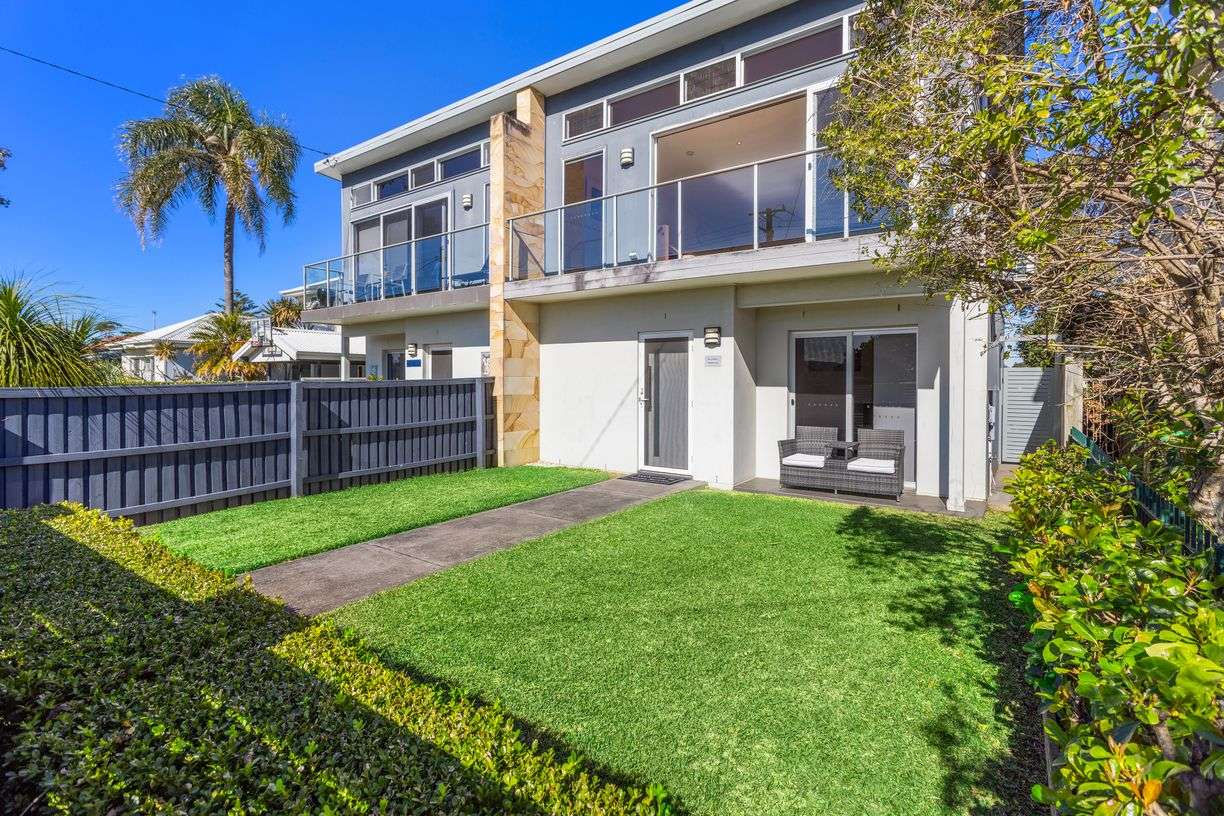 26 MARSDEN STREET — photo 4 of 26
