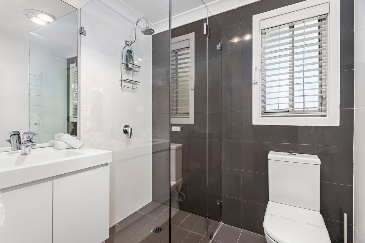 26 MARSDEN STREET — photo 15 of 26