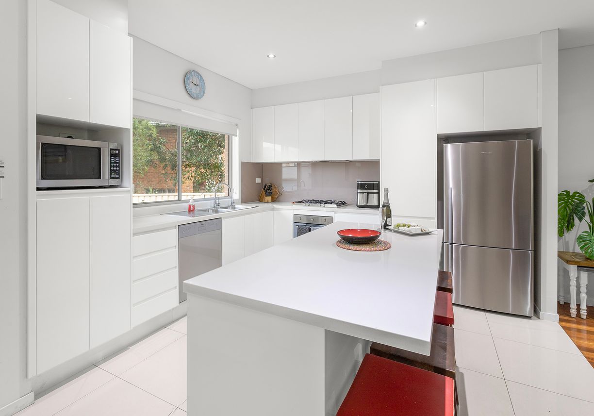 2/123 Manning Street — photo 7 of 24