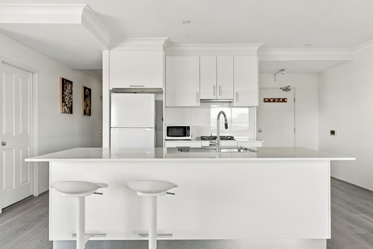 7/1 Memorial Drive — photo from Raine & Horne Wollongong