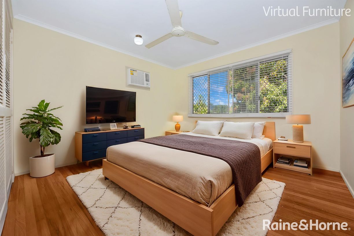 15 Lambert Street — photo 5 of 14
