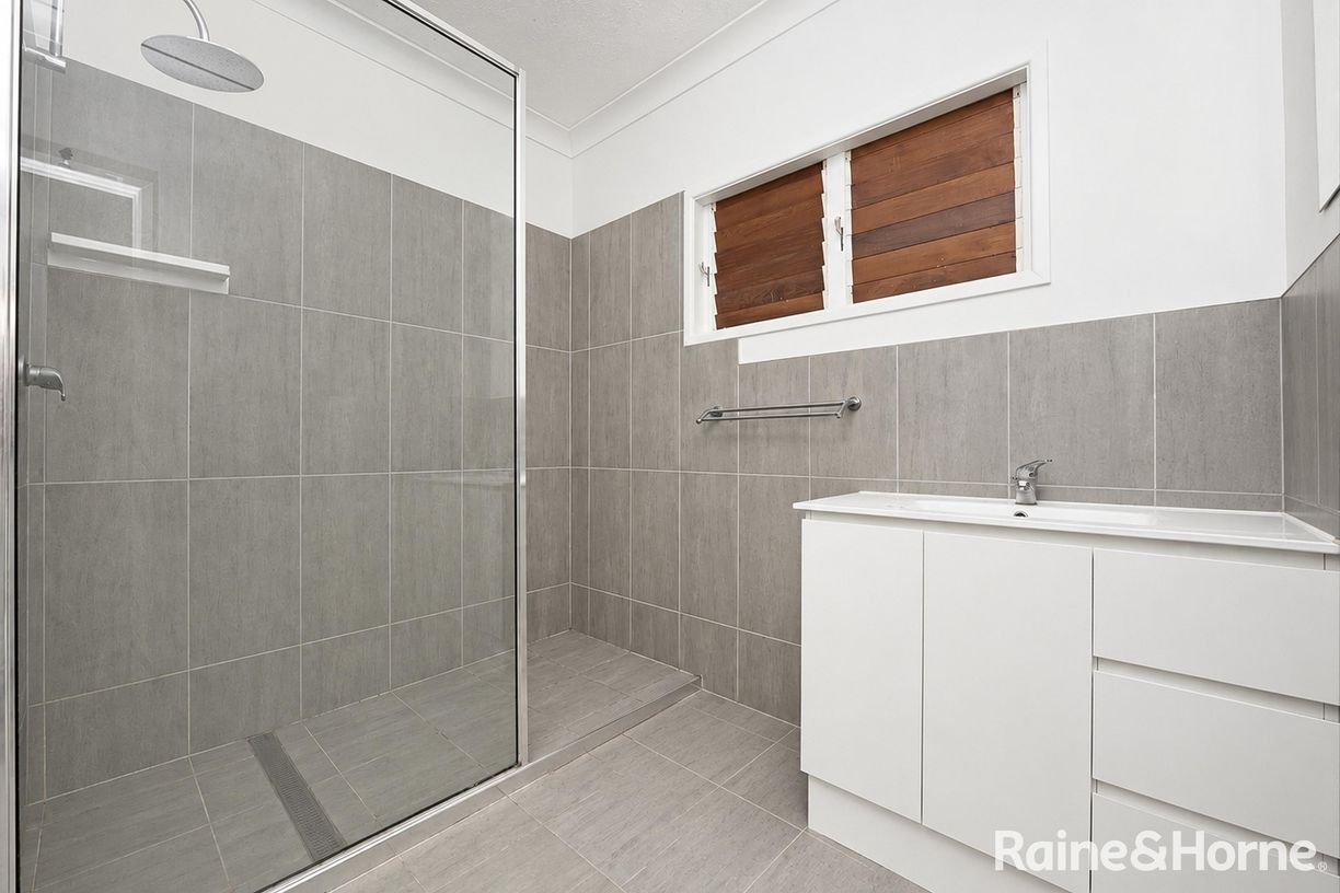37 Constance Drive — photo 6 of 15