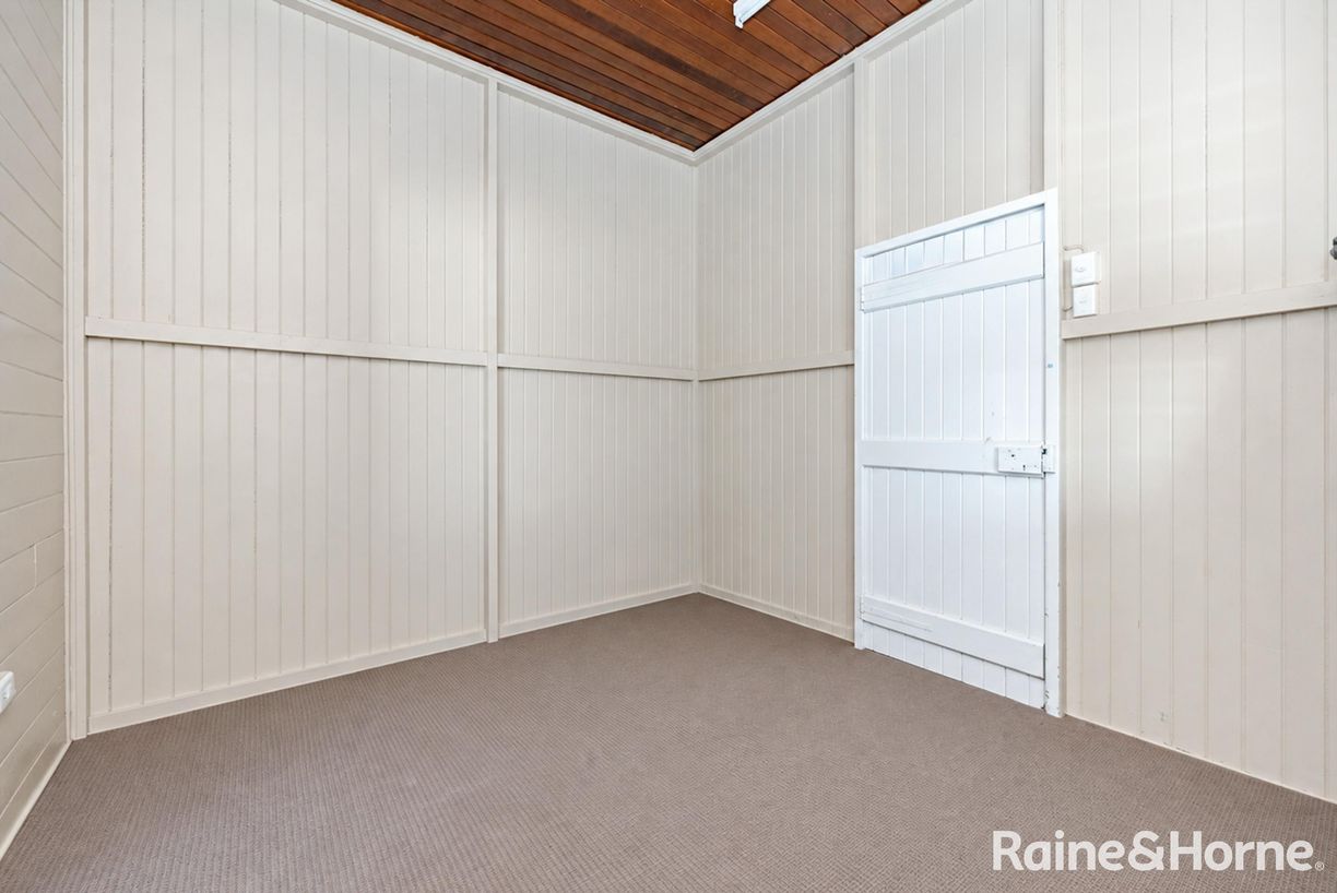 21 Railway Avenue — photo 6 of 15