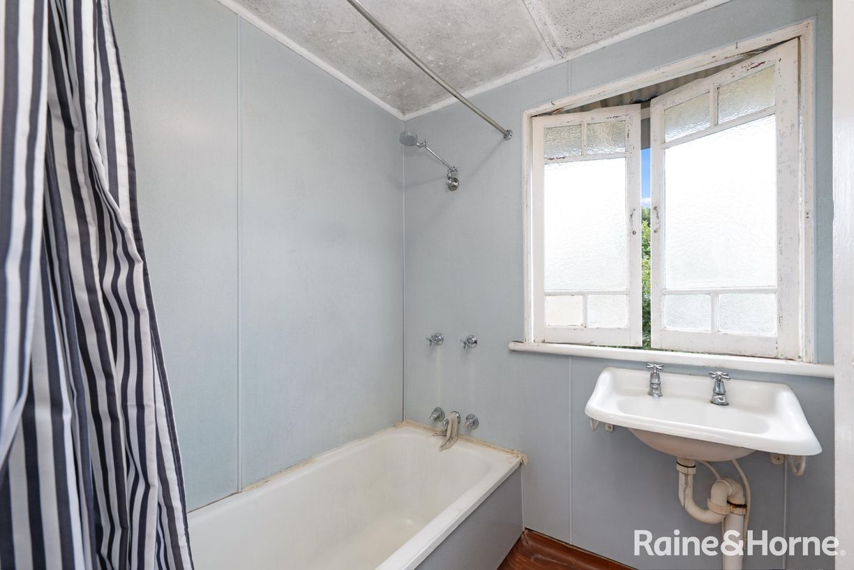 21 Railway Avenue — photo 12 of 15
