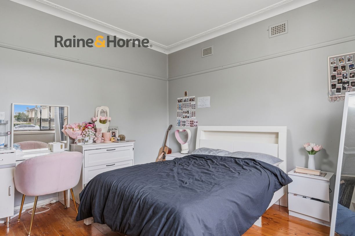 17 Hunter Street — photo 11 of 16