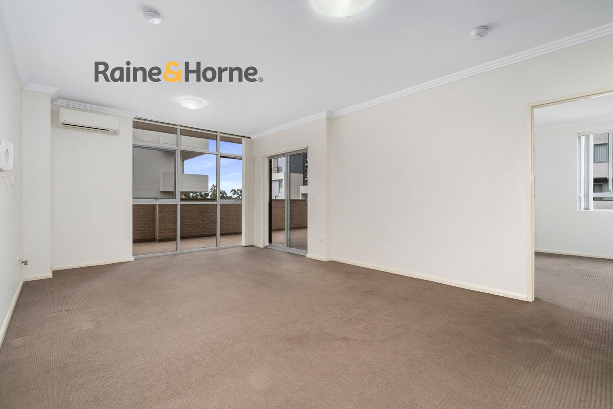 20/3-5 Browne Parade — photo 2 of 14