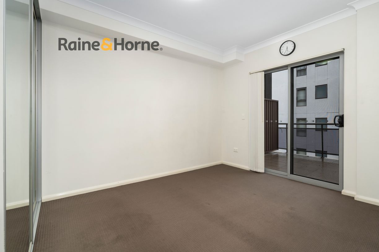 20/3-5 Browne Parade — photo 11 of 14
